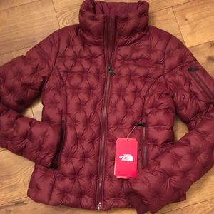 NWT THE NORTH FACE DOWN JACKET